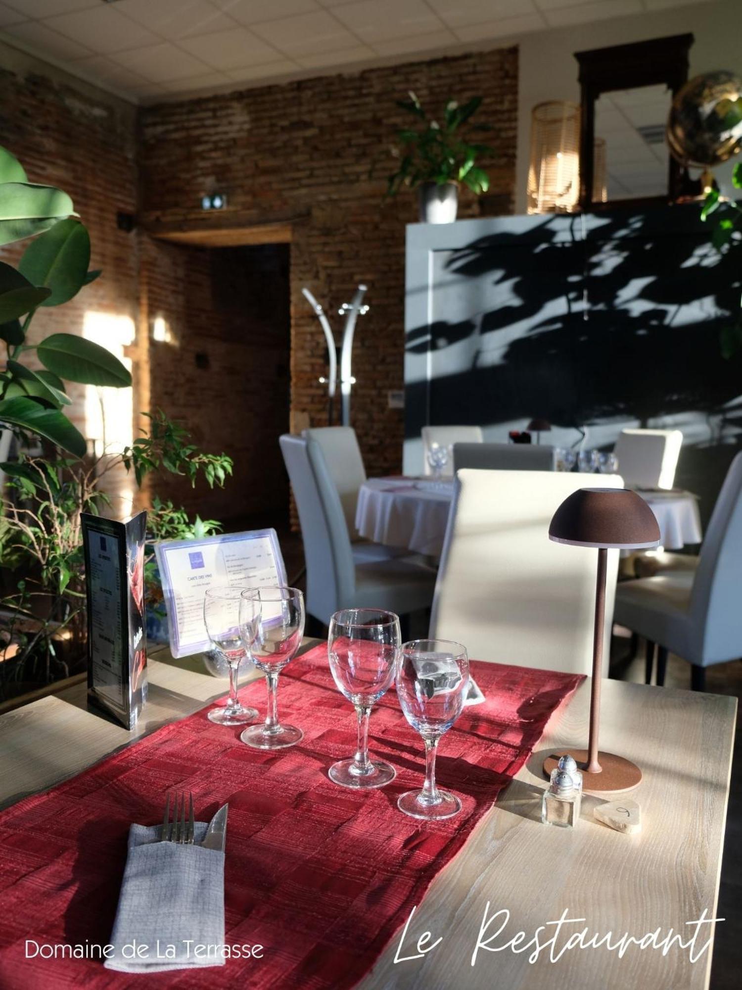 Domaine De La Terrasse Apartment Carbonne Ngoại thất bức ảnh